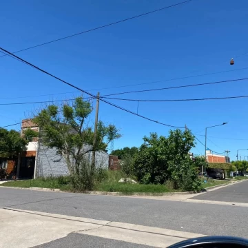 VENTA TERRENO EN LA EMILIA - FALUCHO Y SANCHEZ