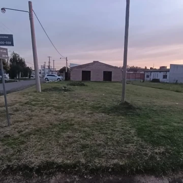 VENTA TERRENO EN LA EMILIA