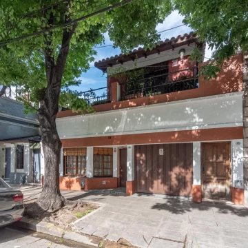 Venta  Casa 4 dormitorios Caballito