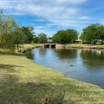 Lote al agua en venta Fincas de Hudson