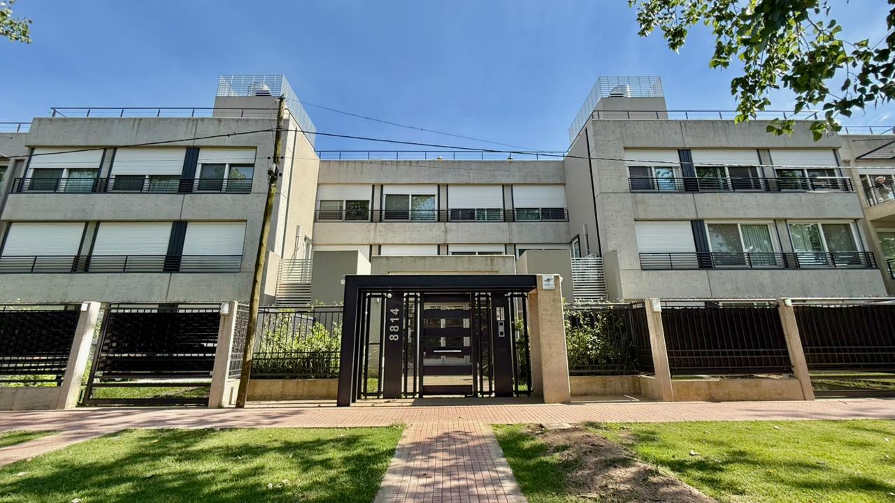 Departamento en venta de dos dormitorios  Fisherton
