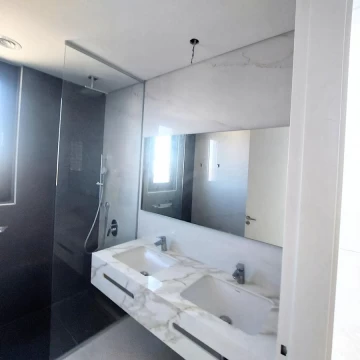 1763764166.jpg