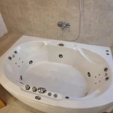 1763764208.jpg