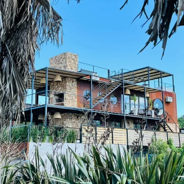 Casa en Punta Piedra
