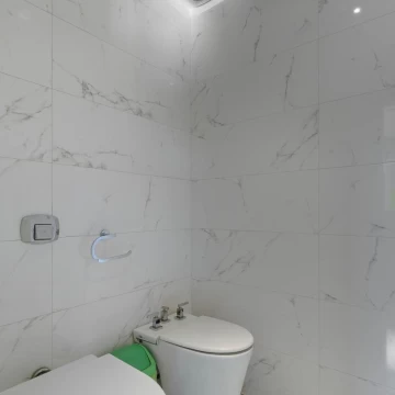 1764005058.jpg