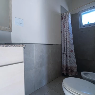 1764079960.jpg