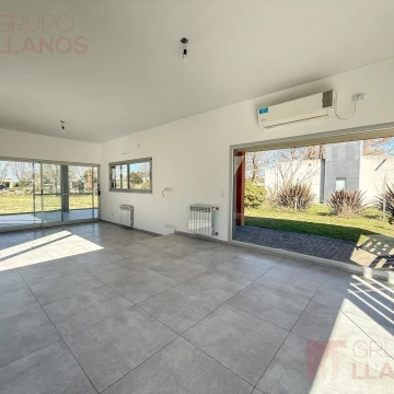 Casa en Venta en Club de Campo El Nacional con Pileta