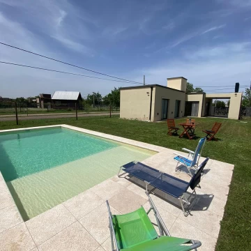 Casa en  PUNTA CHACRA, Roldan
