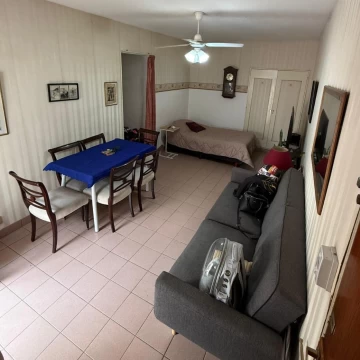 Venta - Departamento 3 AMBIENTES - Patio - Bajas expensas -  PERMUTA - FLORESTA - VILLA SANTA RITA