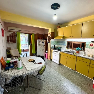 Venta Casa Rosario 3 Dormitorios Permuta Patio Pileta Cochera