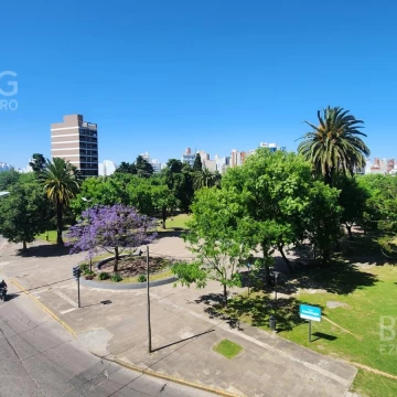 Departamento  en venta - un dormitorio- frente - balcón-plaza azcuenaga