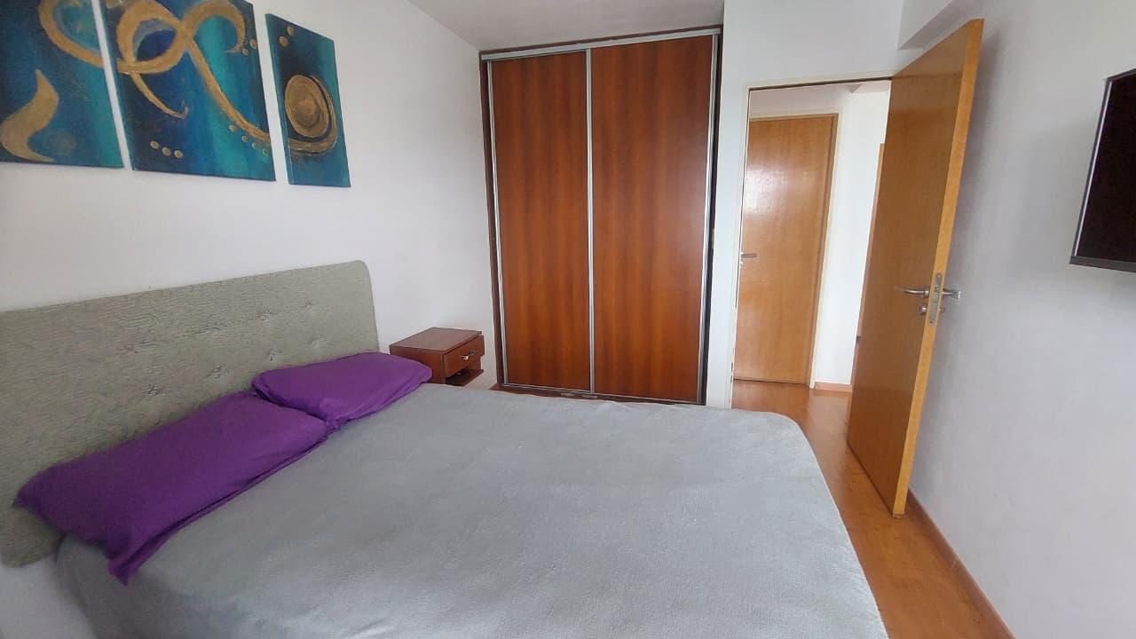 Dormitorio con placares