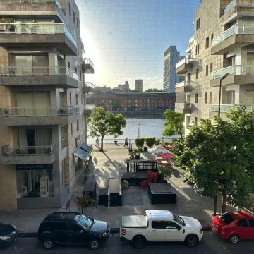 Departamento en venta en Puerto Madero 2 ambientes con vista al dique