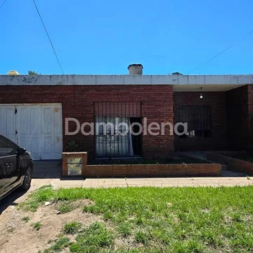 Casa  en Venta en Moreno, G.B.A. Zona Oeste, Argentina