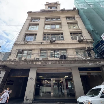 Oficinas en Venta en San Nicolás. Edificio en Block. Chalet "Muebles Díaz"