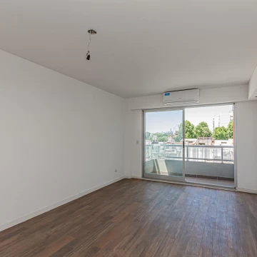 Venta Departamento de 2 amb a Estrenar balcón Amenities en Parque Patricios.
