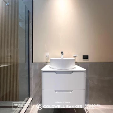 1764876135.jpg