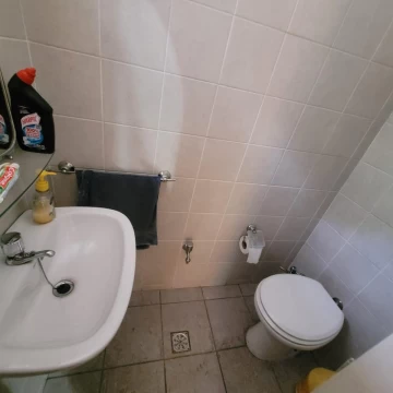 1764965569.jpg