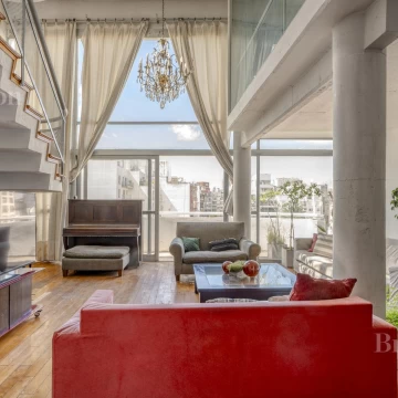 Triplex con pileta propia en Palermo