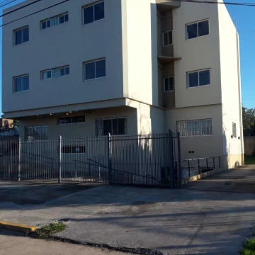 Edificio Comercial en Garin-Centro