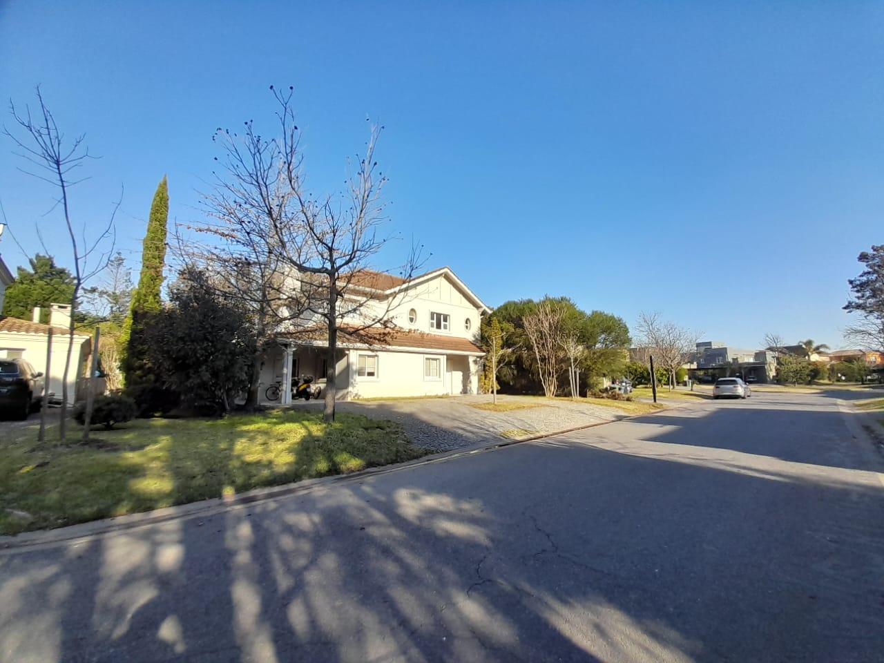Casa de 4 dormitorios en Nordelta, Tigre, foto 2