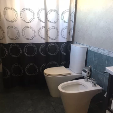 1765465955.jpg