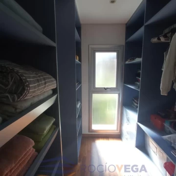 1765477459.jpg
