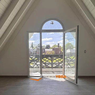 1765549454.jpg