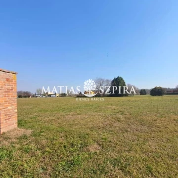 Lote central en venta
