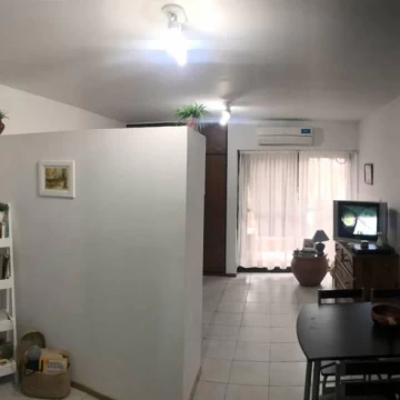 Venta de departamento Ayacucho 2400 Excelente ubicación Zona Politécnico Rosario