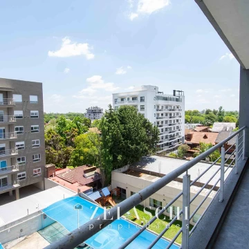 Venta: departamento 2 ambientes con cochera, sobre Pres Juan Domingo Peron, Martin Coronado