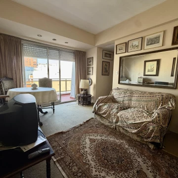 Departamento en venta 2 ambientes en Las Cañitas