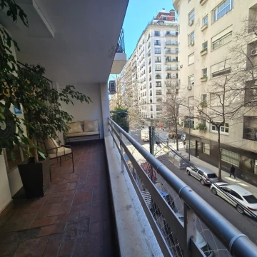 Espectacular departamento en VENTA, con cochera