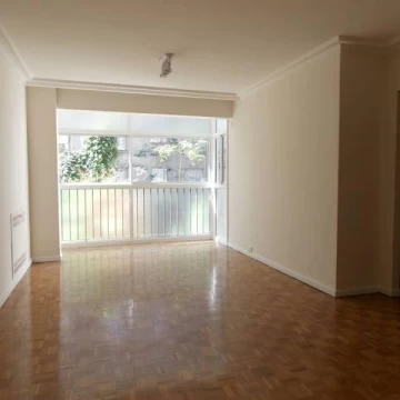 Departamento de 2 dormitorios con dependencia, impecable en VENTA en Recoleta