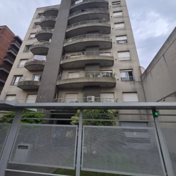 Francia 2400