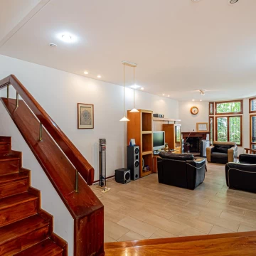 Venta — Casa 7 Ambientes con Jardín, Terraza y Cochera | Belgrano R