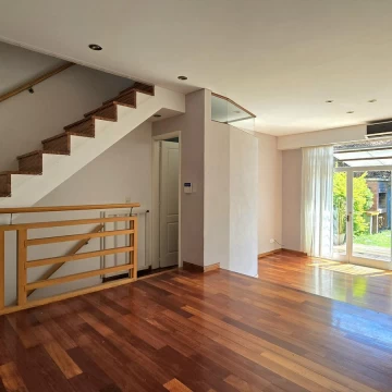 VENTA DUPLEX VILLA DEVOTO 3 AMBIENTES BUHARDILLA PATIO GARAGE APTO CREDITO