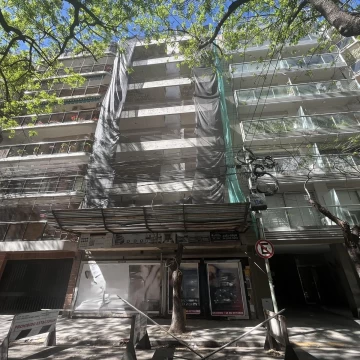 Departamento de un ambiente en venta, Nuñez, con terraza, parrilla, y pileta.