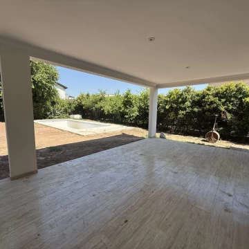 VENTA - CASA - SAN MATIAS - AREA 4 - LOTE INTERNO - A ESTRENAR
