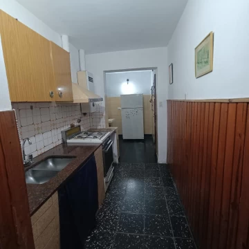 VENTA/PERMUTA - Casa de 3 dormitorios con patio. Barrio Triángulo, Rosario.