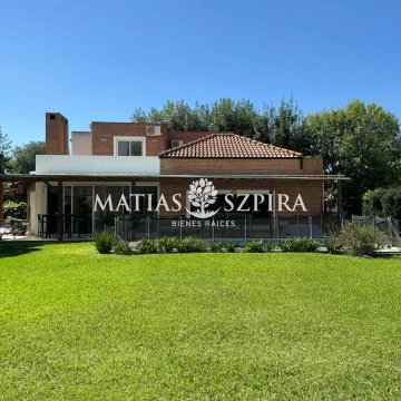 CASA EN VENTA EN SAN PATRICIO