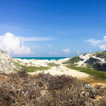 LOTE CON PLAYA EN VENTA EN ISLA BLANCA