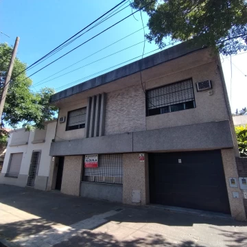 Espacio y Confort ideal para tu Familia en Arroyito Rio