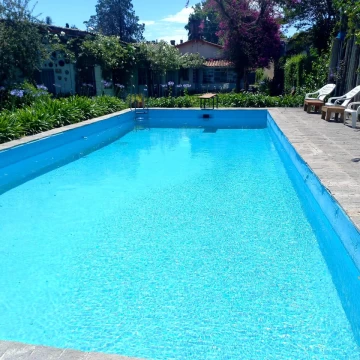 Casa con Quincho y Pileta en Alquiler  Temporario Enero y febrero 2027 -  Bella Vista