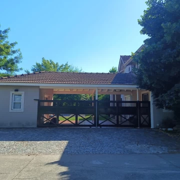 Venta casa en el Portal de Pilar