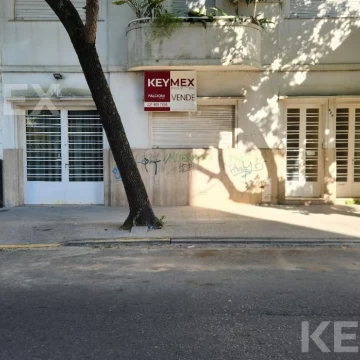 VENTA PH 48 ENTRE 14 Y 15 LA PLATA