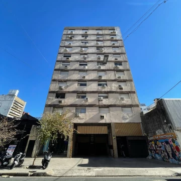 Maipu 1100 - Cochera en venta en Rosario