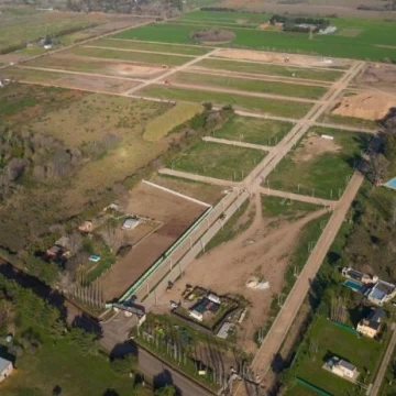 Lote en Venta en El Naranjo Ibarlucena 326 m²