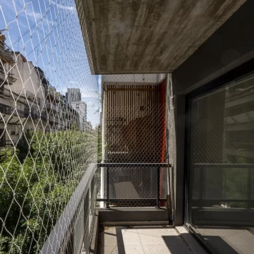 Departamento de 2 ambientes en edificio de 9 pisos, en Palermo, 40 m2, situado al frente con balcón.