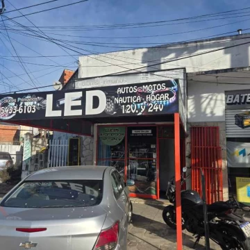 Av. Hipolito Irigoyen 500